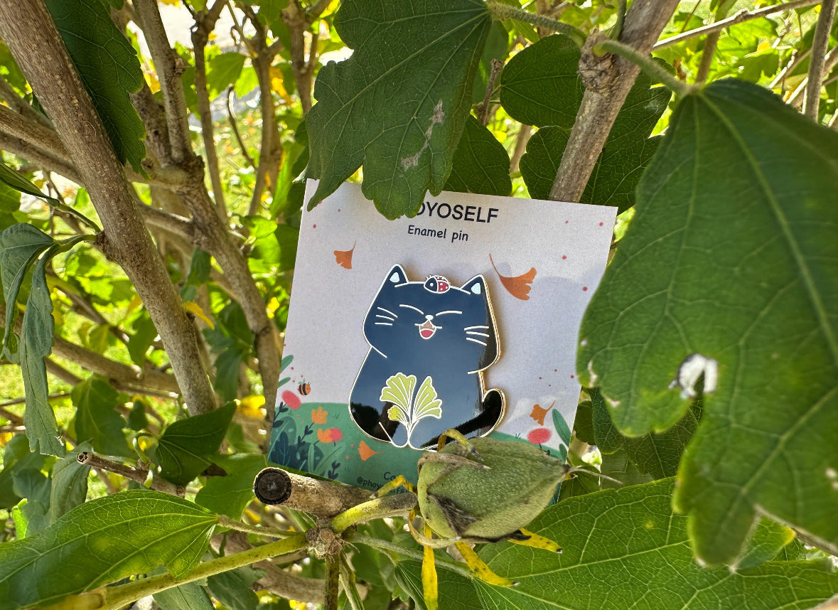 Black Cat And Gingko Leaf Hard Enamel Pin